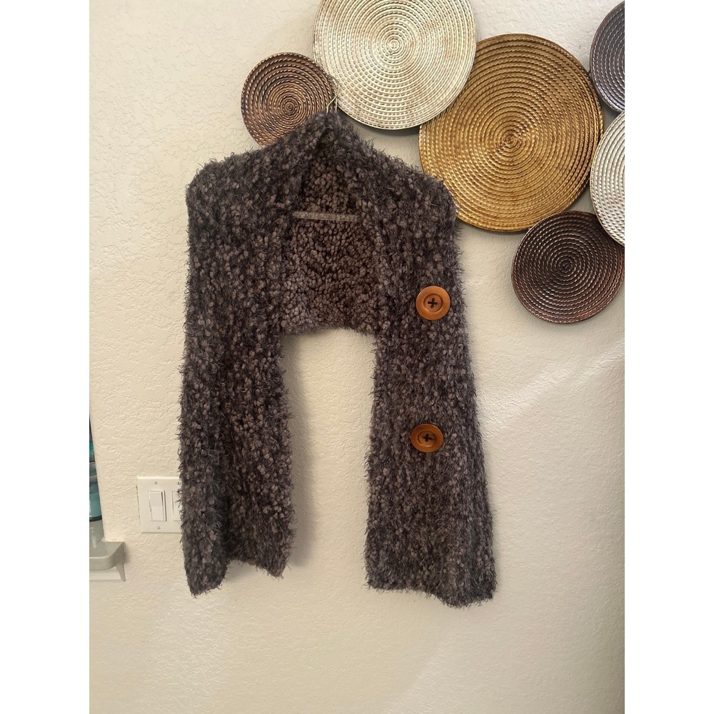 Simply Noelle scarf features a plush, gray textured knit